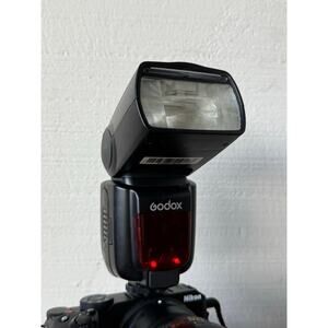 Godox TT685c Flash Tested Working